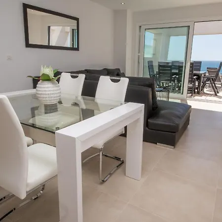 Celere Dona Julia 3 71a * Casares